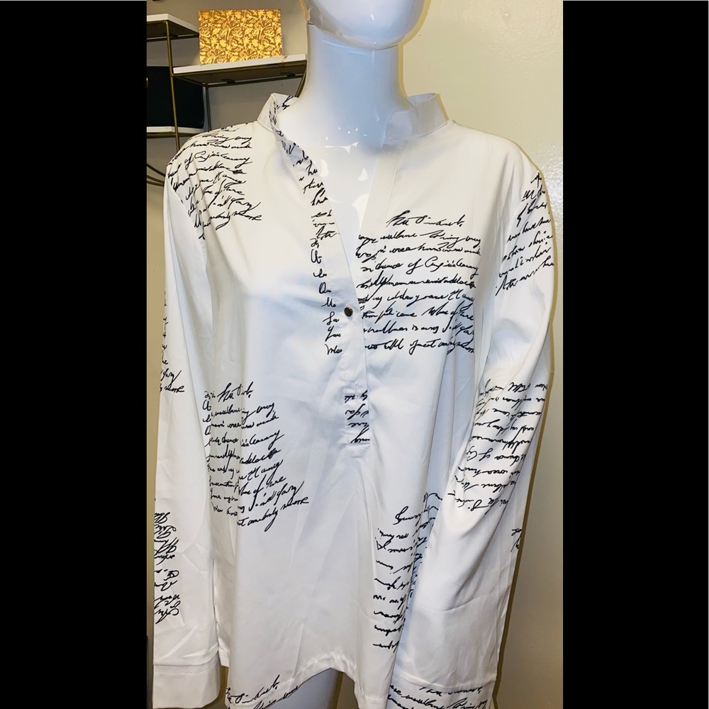 NWT PULL OVER TOP